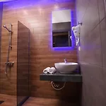 Hotell Yakinthos