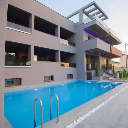 Yakinthos Hotel 3*