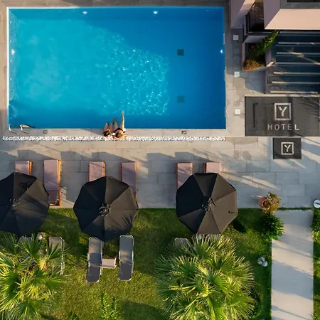 Yakinthos Hotel
