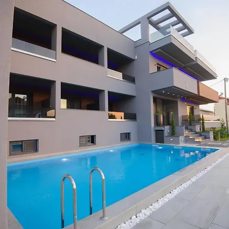 Hotel Yakinthos 3*