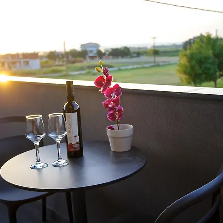 Hotel Yakinthos